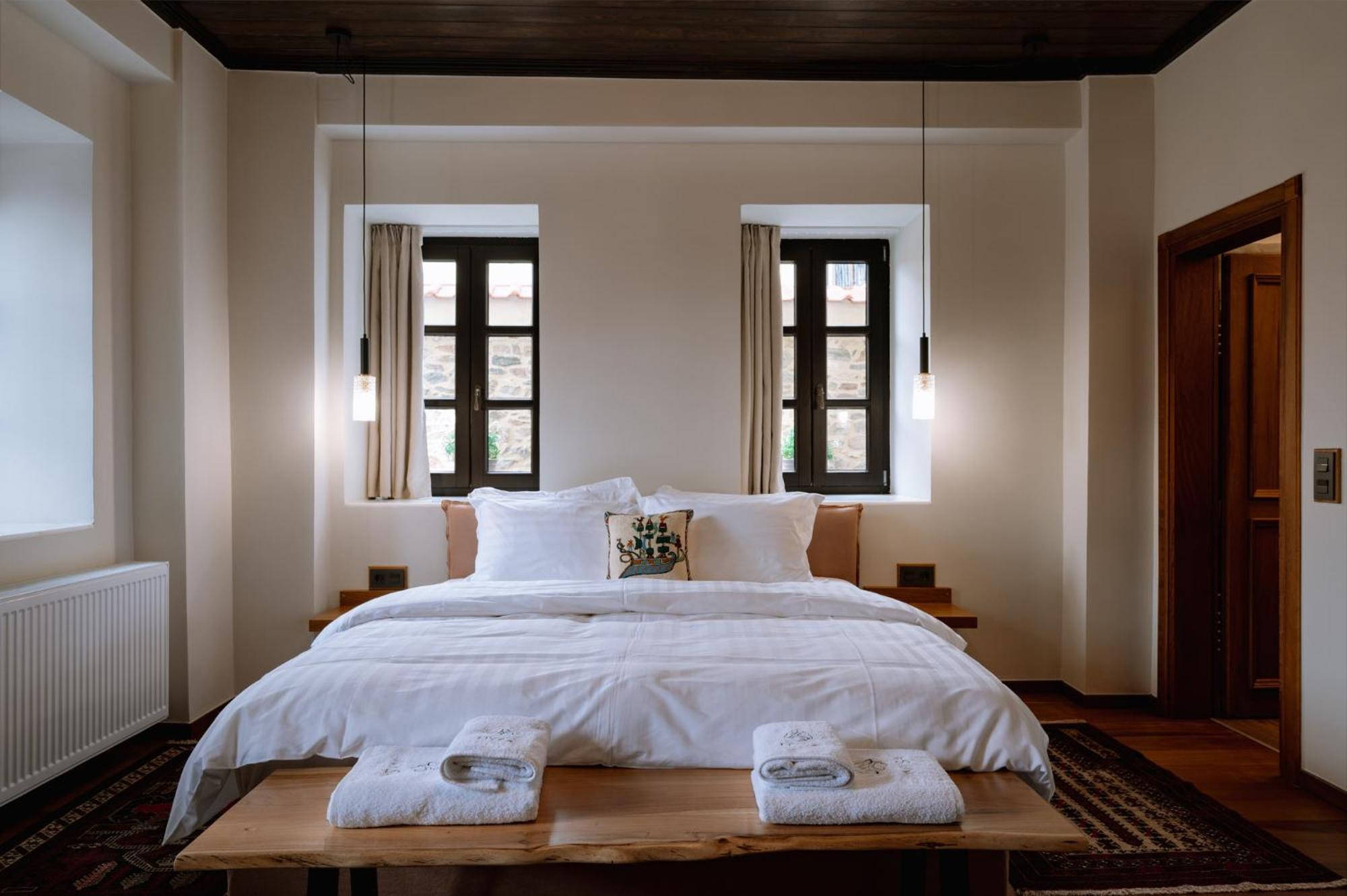 Hotel Νysa à Mousthéni Extérieur photo